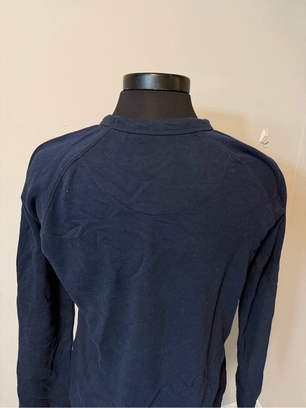 Stranger Things Official Netflix Navy Sweater in Size Medium - Picture 5 of 6